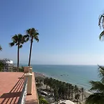 Torre De La Roca Apartment Torremolinos