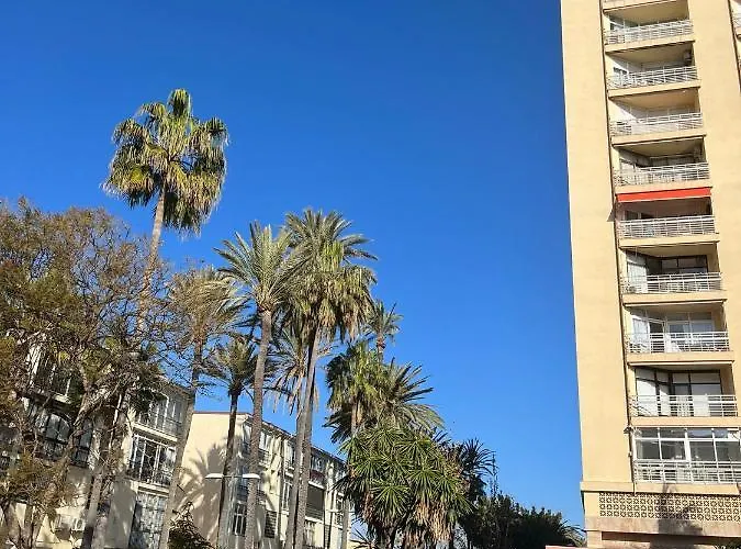 Апартаменты Torre De La Roca *