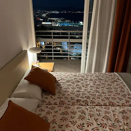 Torre De La Roca * Torremolinos